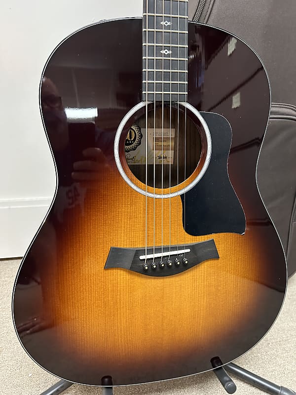 Taylor 50th Anniversary 217e-SB Plus LTD Acoustic Electric Guitar - Tobacco Sunburst