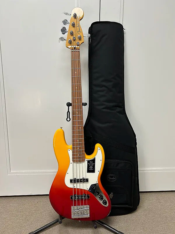 Fender Player Plus Active Jazz Bass V with Pau Ferro Fretboard - Tequila Sunrise