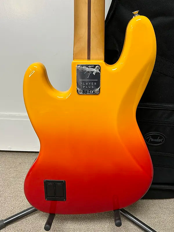 Fender Player Plus Active Jazz Bass V with Pau Ferro Fretboard - Tequila Sunrise