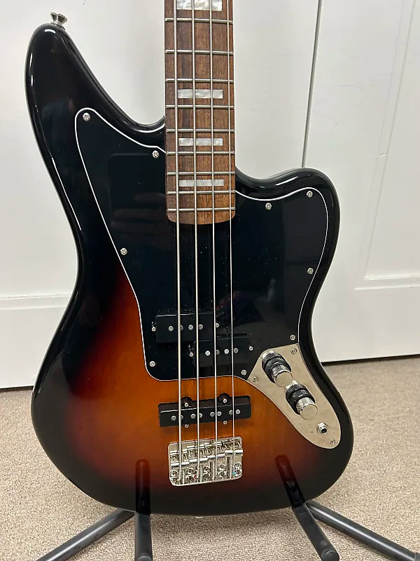 Squier Classic Vibe Jaguar Bass Guitar 3-Color Sunburst